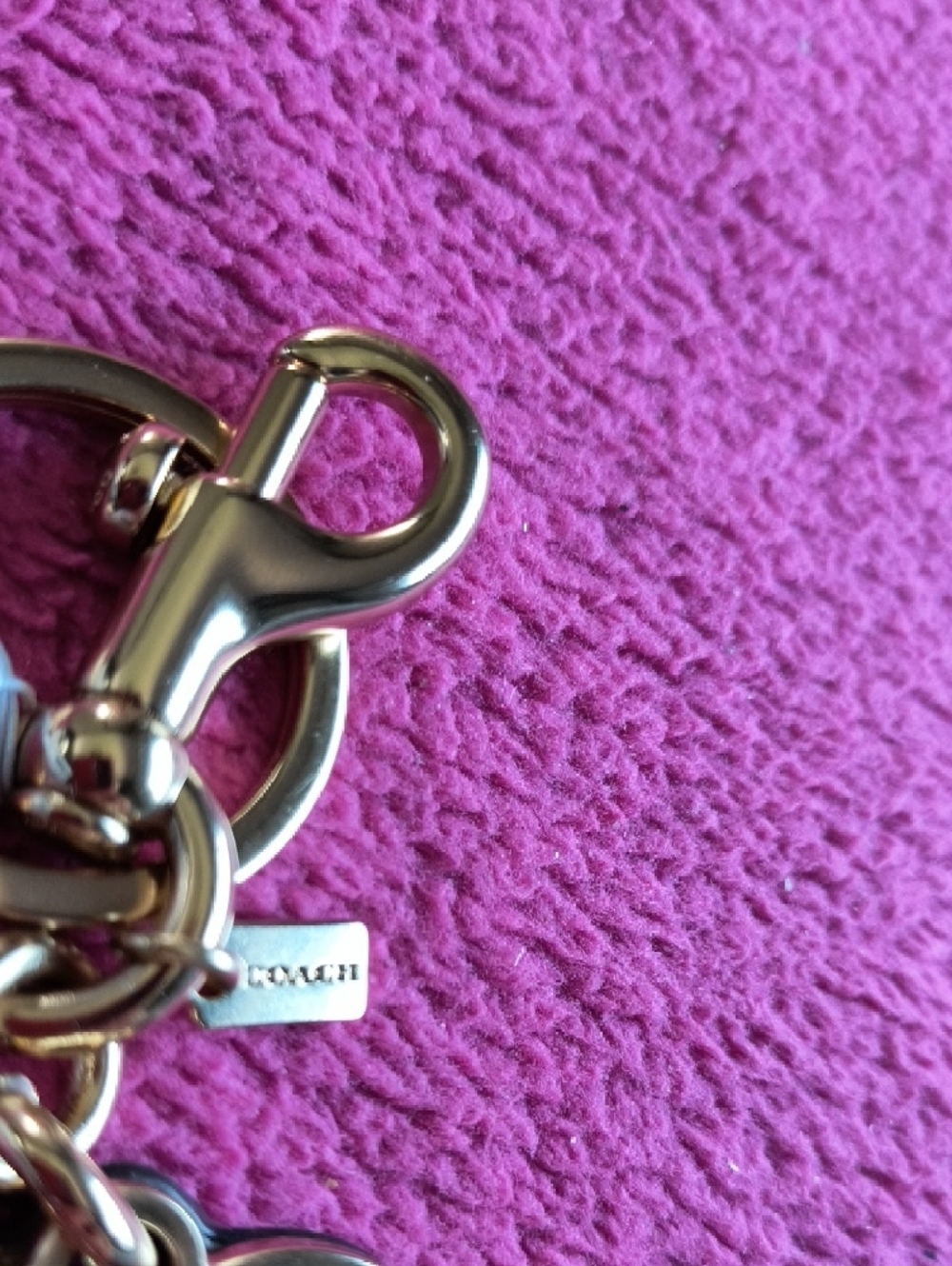 Coach Gold Heart Keyring with Signature 'C' Cutout - Picture 4 of 5